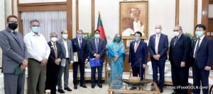 প্রধানমন্ত্রী একটি আন্তর্জাতিক বীজ ব্যাংক প্রতিষ্ঠার প্রস্তাব দিয়েছেন এফএওর ডিজিকে 2 PM Sheikh Hasina today proposed the FAO to establish International Seed Bank