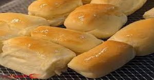 Melt-in-Your-Mouth Gluten-Free Dinner Rolls in a Bread Machine